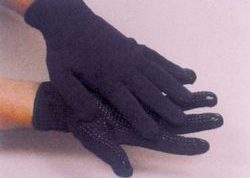 Specjalne rękawice chroniące ręce przed ostrymi krawędziami szkła