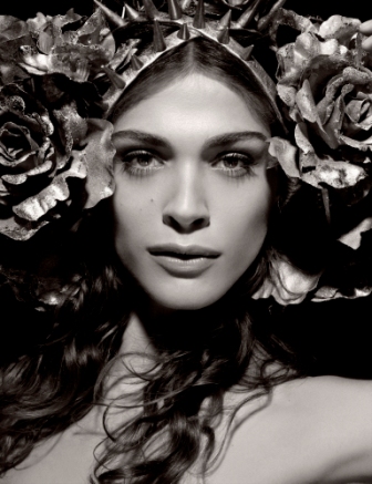 FLORA - Elisa Sednaoui